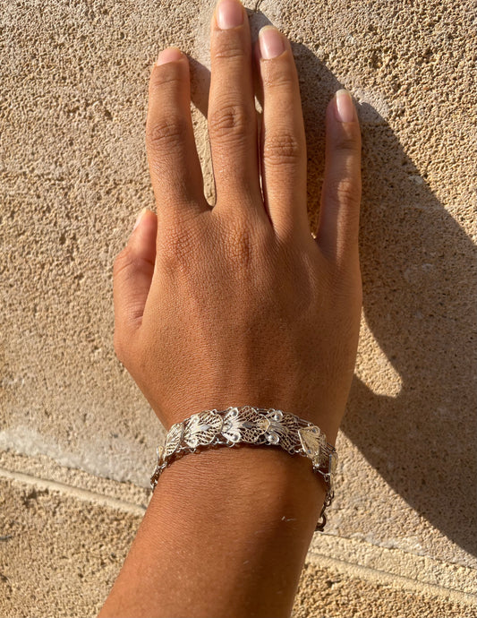 Silver weaved bracelet