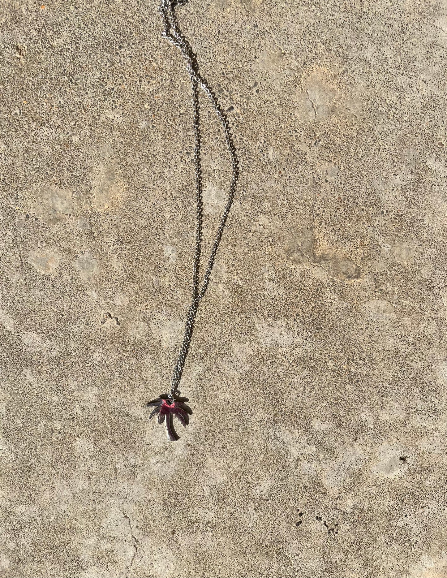 Palm tree chain necklace